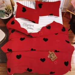 Szívecskés 7 részes ágynemű - vörös-fekete